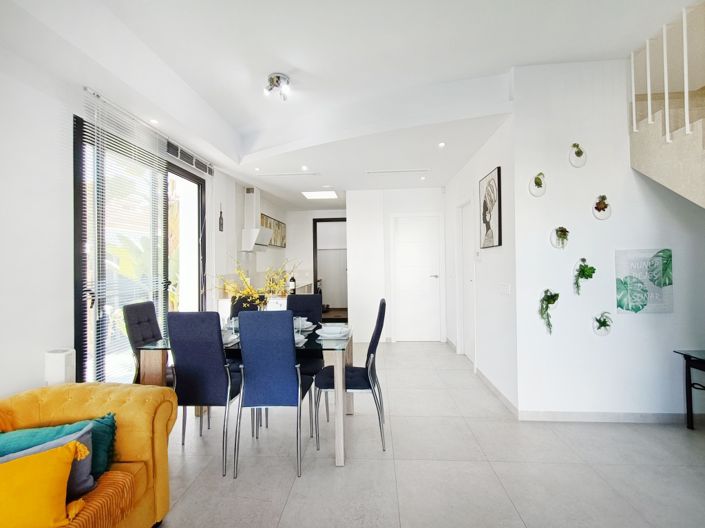 Image No.3-3 Bed Semi-Detached for sale