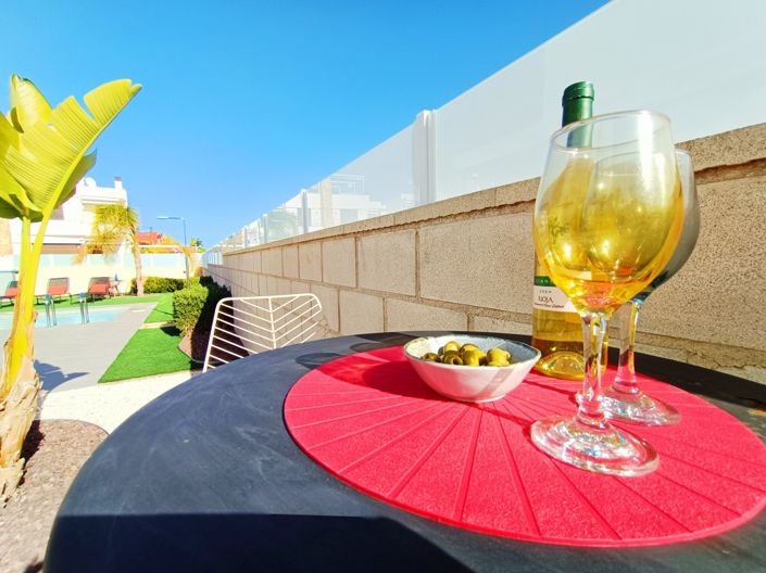 Image No.43-3 Bed Semi-Detached for sale