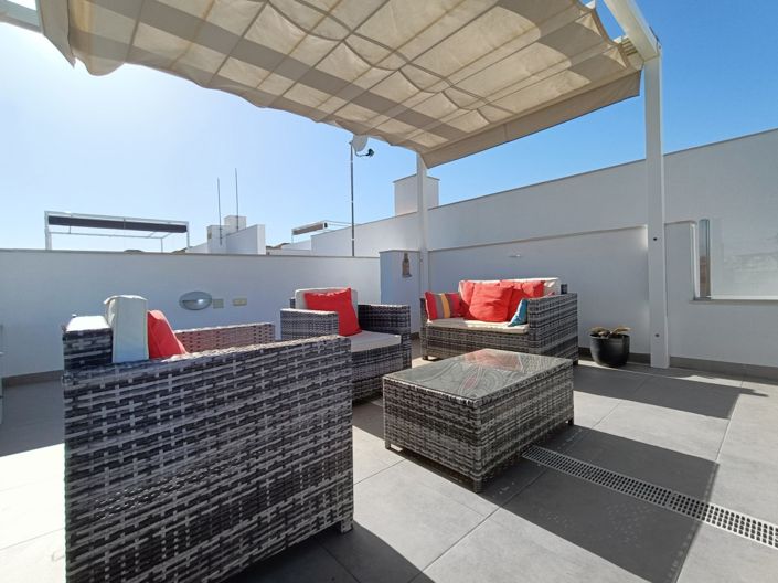 Image No.60-3 Bed Semi-Detached for sale