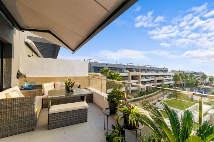 Image No.15-2 Bed Property for sale