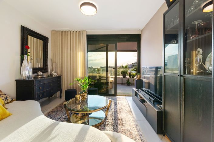 Image No.5-2 Bed Property for sale