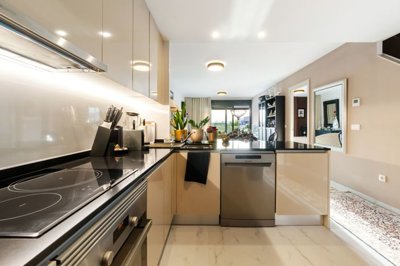 bzpaap118932979311024v05864