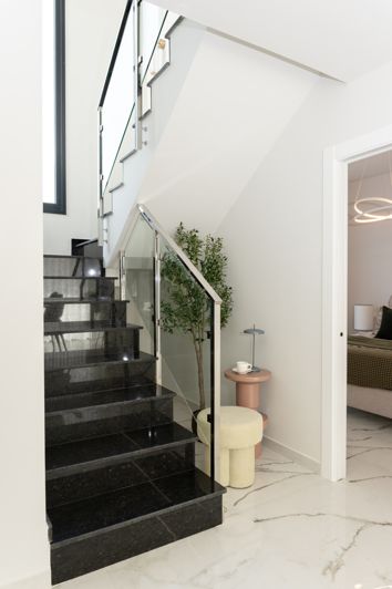 Image No.5-3 Bed Villa for sale