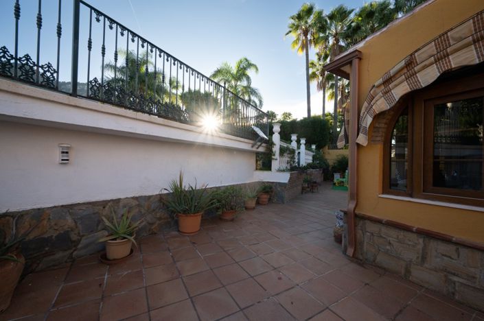 Image No.13-7 Bed Villa for sale