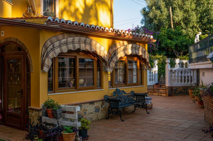 Image No.21-7 Bed Villa for sale