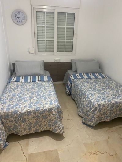 Image No.4-3 Bed Townhouse for sale