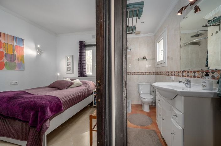 Image No.11-2 Bed Apartment for sale