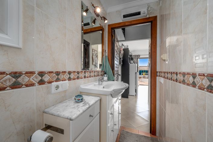 Image No.13-2 Bed Apartment for sale