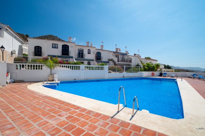 Image No.17-2 Bed Apartment for sale