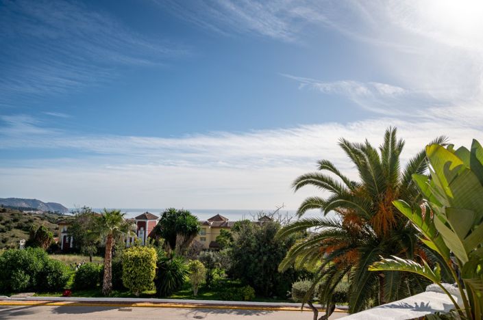 Image No.22-2 Bed Apartment for sale