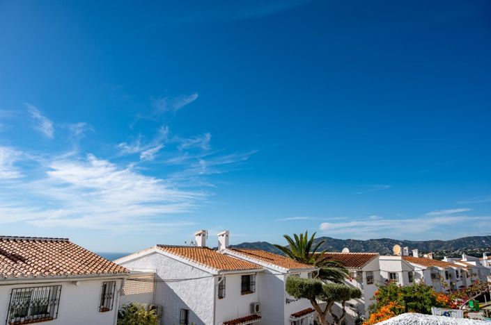 Image No.25-2 Bed Apartment for sale