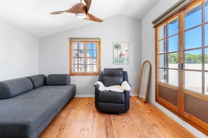 Image No.28-3 Bed Townhouse for sale