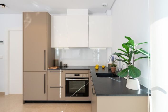 Image No.11-3 Bed Townhouse for sale