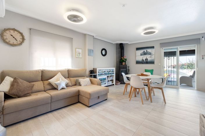 Image No.2-Villa de 3 chambres à vendre à Orihuela