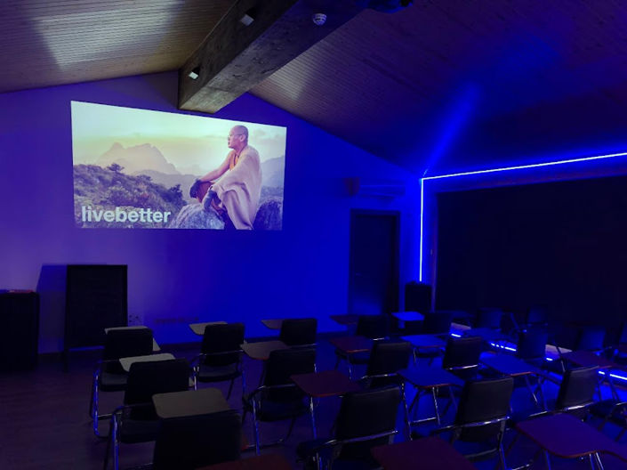 Image No.11-20 Bed Property for sale