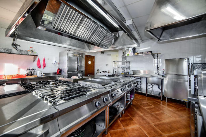 Image No.23-20 Bed Property for sale