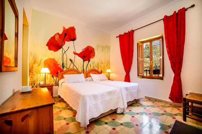 Image No.27-20 Bed Property for sale