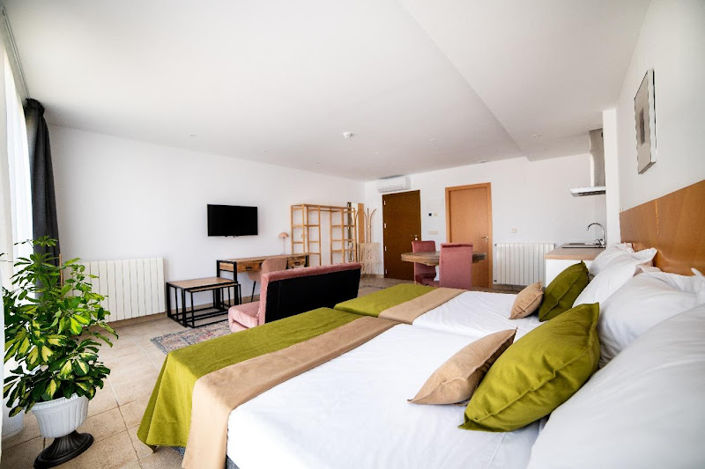 Image No.41-20 Bed Property for sale