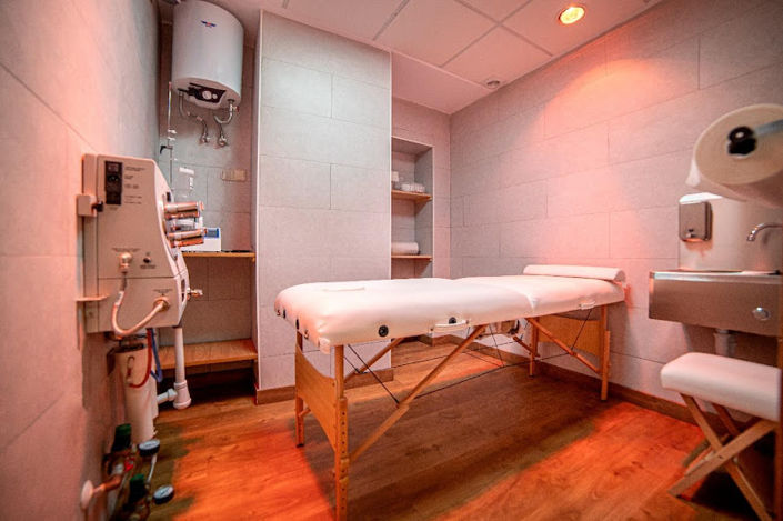 Image No.6-20 Bed Property for sale