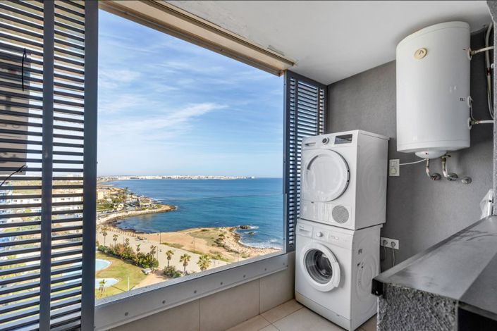 Image No.21-3 Bed Property for sale