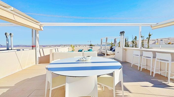 Image No.24-3 Bed Property for sale