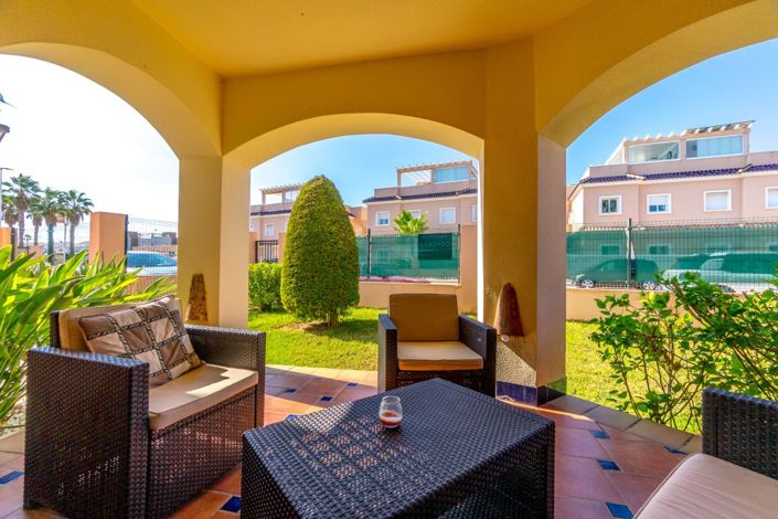 Image No.15-2 Bed Property for sale