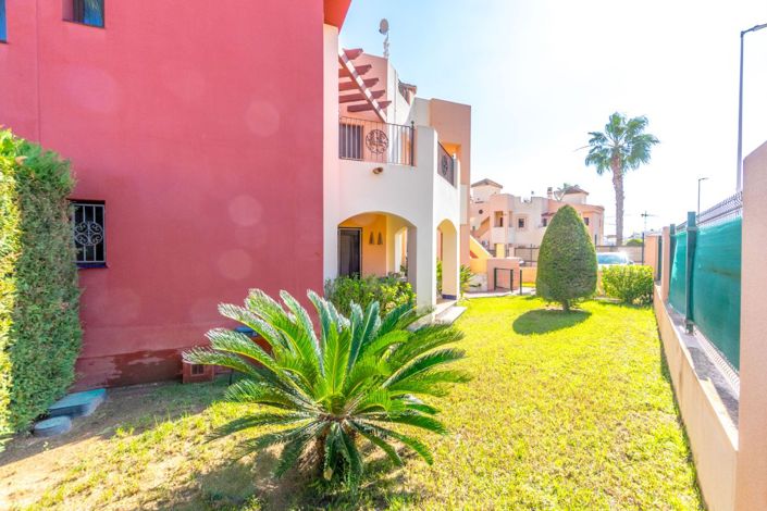 Image No.18-2 Bed Property for sale