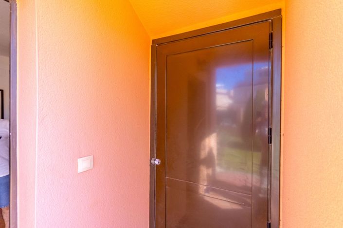 Image No.23-2 Bed Property for sale