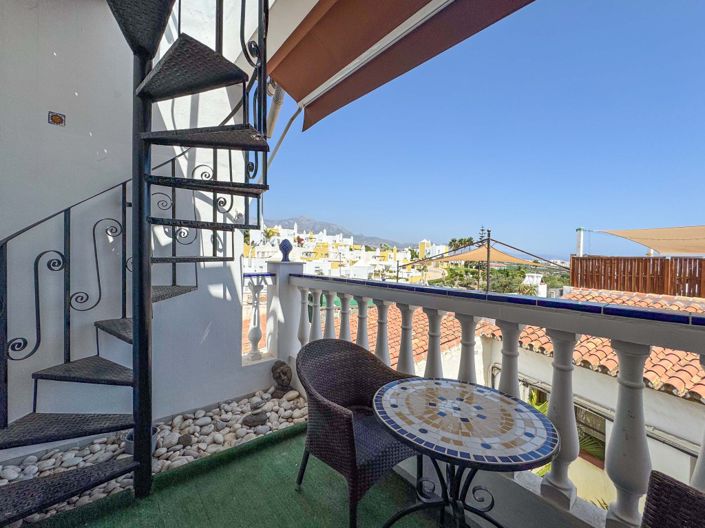 Image No.17-3 Bed Townhouse for sale