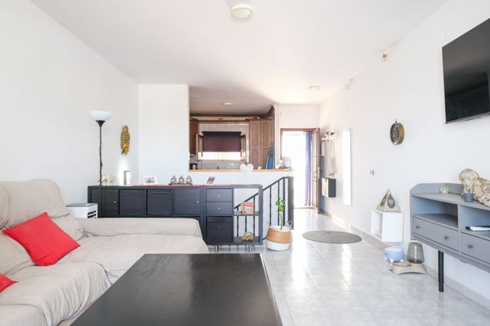 Image No.8-3 Bed Townhouse for sale