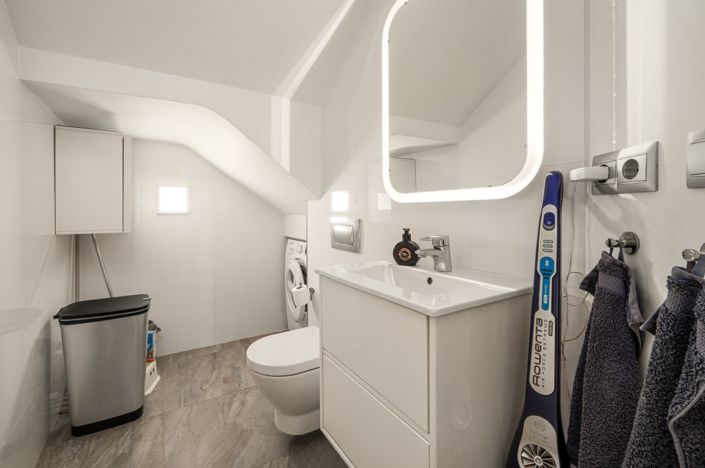 Image No.31-3 Bed Semi-Detached for sale