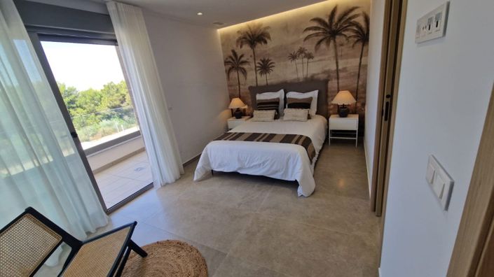 Image No.18-3 Bed Villa for sale