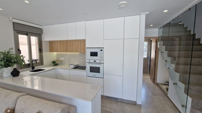 Image No.28-3 Bed Villa for sale