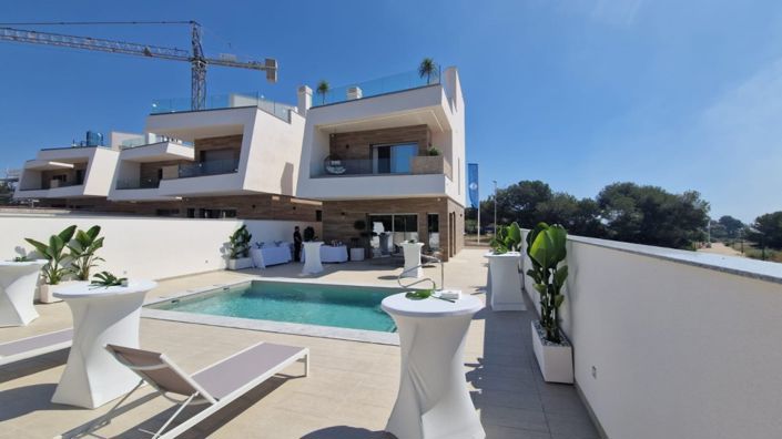 Image No.31-3 Bed Villa for sale