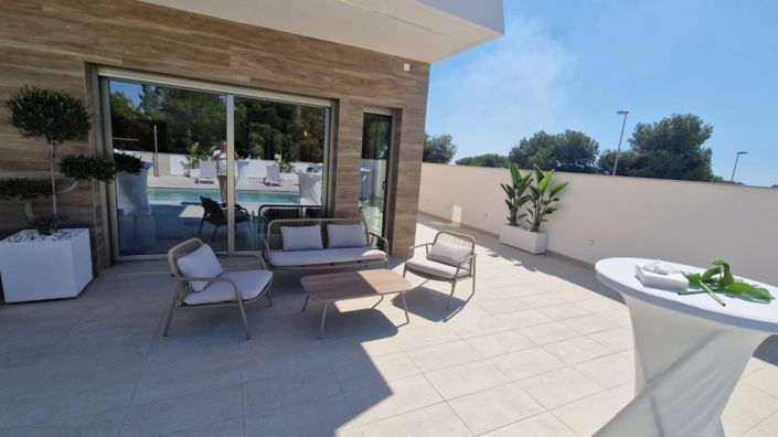 Image No.32-3 Bed Villa for sale