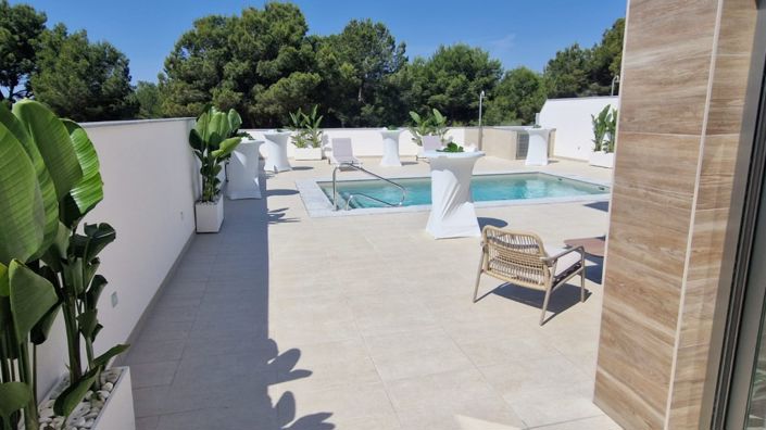 Image No.35-3 Bed Villa for sale