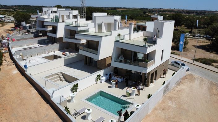 Image No.36-3 Bed Villa for sale