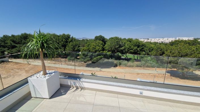 Image No.6-3 Bed Villa for sale