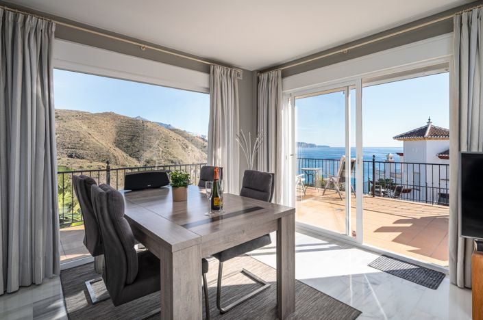 Image No.9-3 Bed Villa for sale