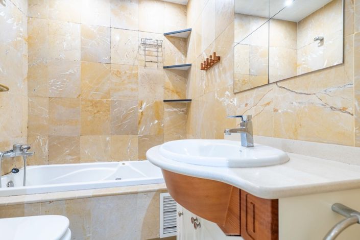 Image No.11-2 Bed Apartment for sale