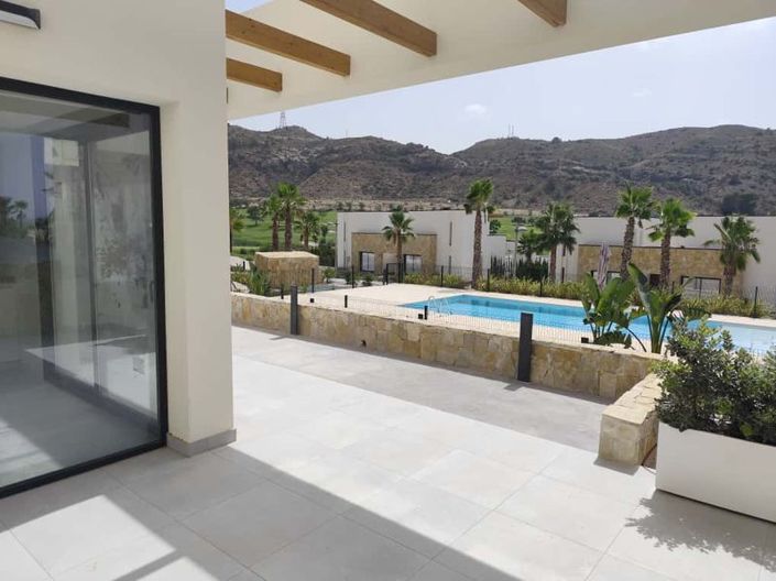 Image No.9-2 Bed Property for sale