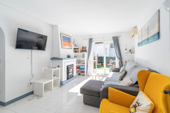 Image No.3-3 Bed Townhouse for sale