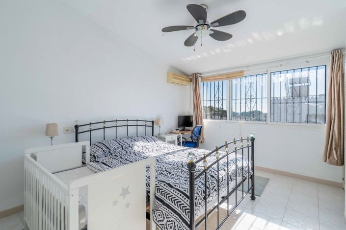 Image No.4-3 Bed Townhouse for sale