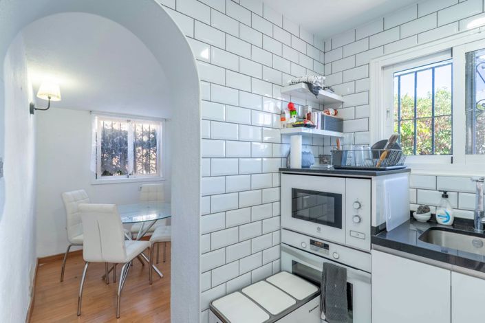 Image No.8-3 Bed Townhouse for sale