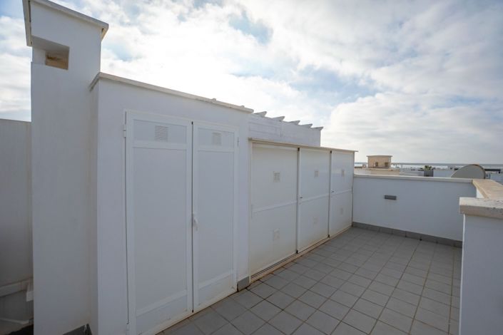 Image No.19-2 Bed Property for sale