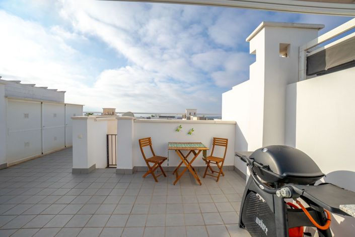 Image No.26-2 Bed Property for sale