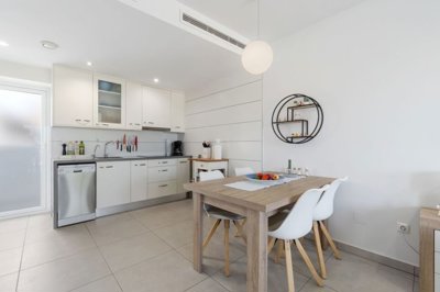 bzpaap120013004801024v0a10c