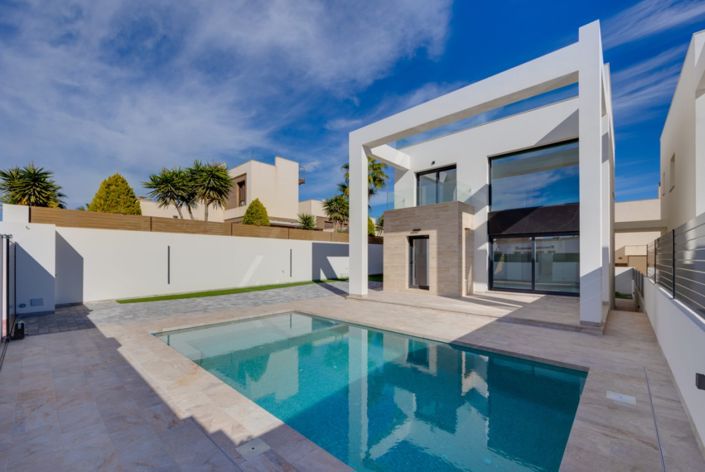 Image No.7-4 Bed Villa for sale