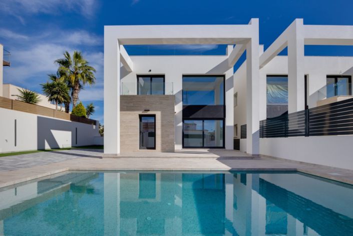 Image No.8-4 Bed Villa for sale