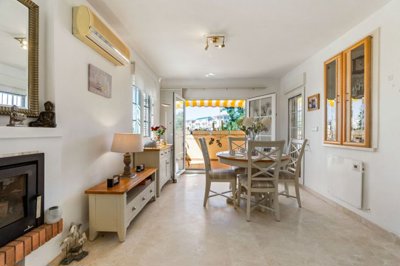 bzpaap120113007181024v0025b